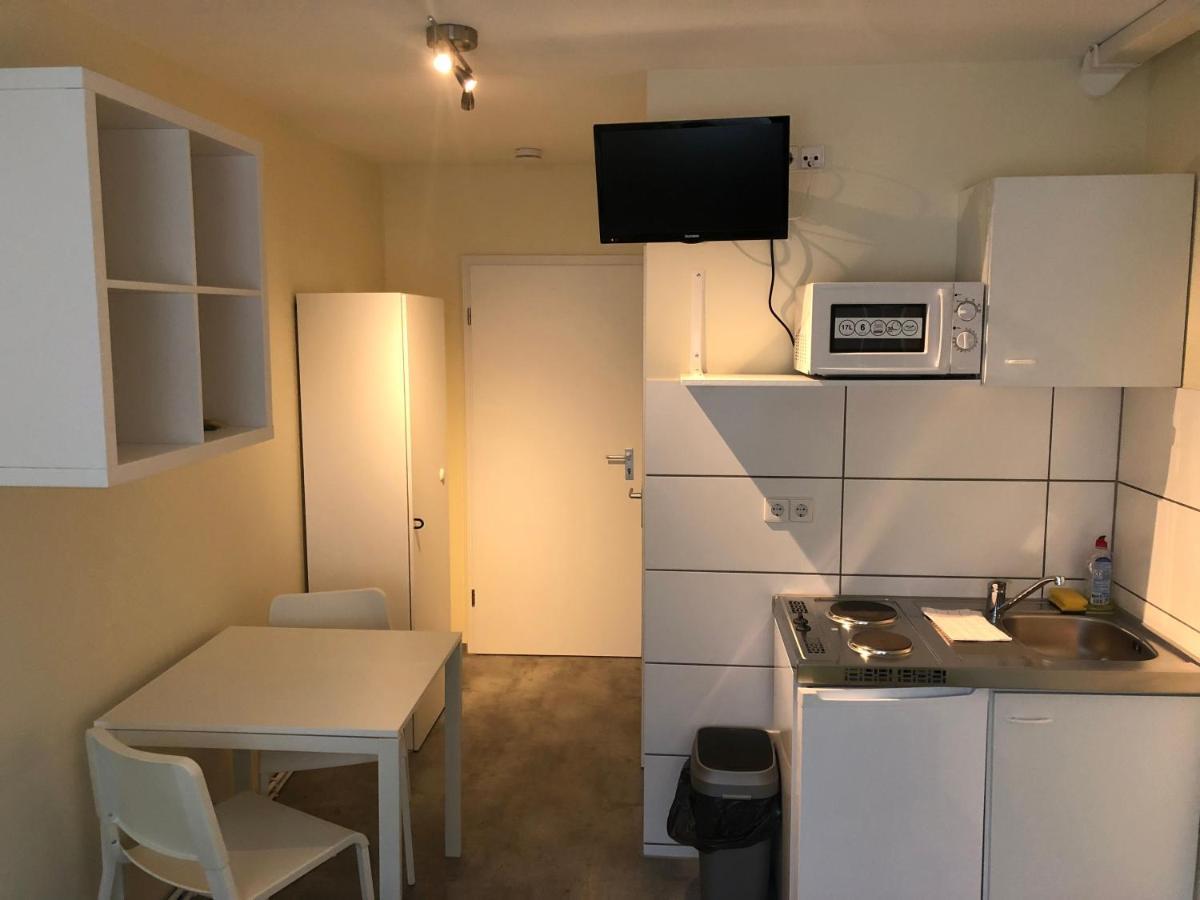 Ullis Pension Fuer Monteure & Handwerker Malsch  Exterior photo